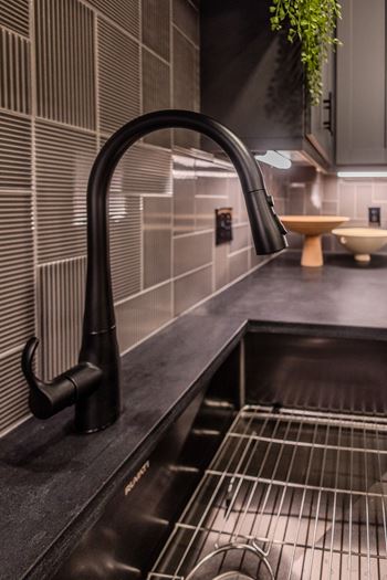 Contemporary kitchens with farmhouse sink